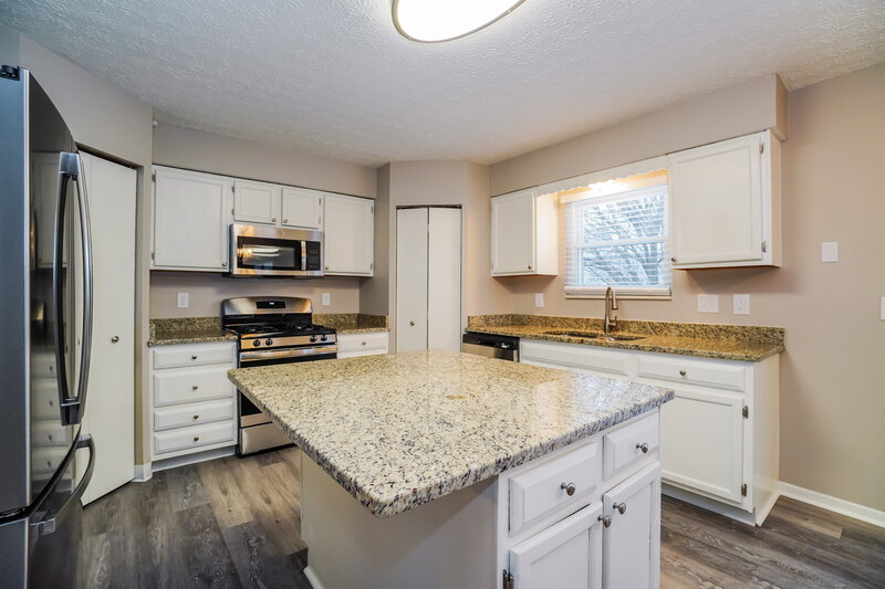 2,530/Mo, 324 Harland Dr Columbus, OH 43207 Misc View 4