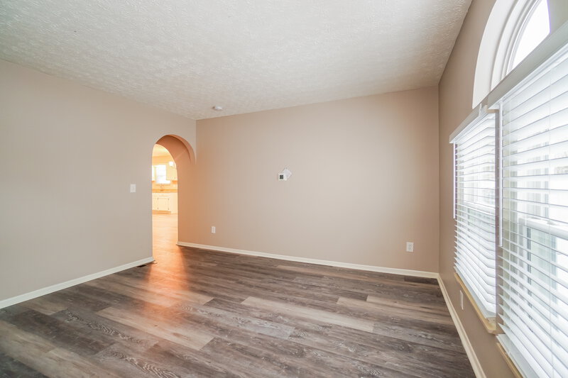 2,530/Mo, 324 Harland Dr Columbus, OH 43207 Misc View 11