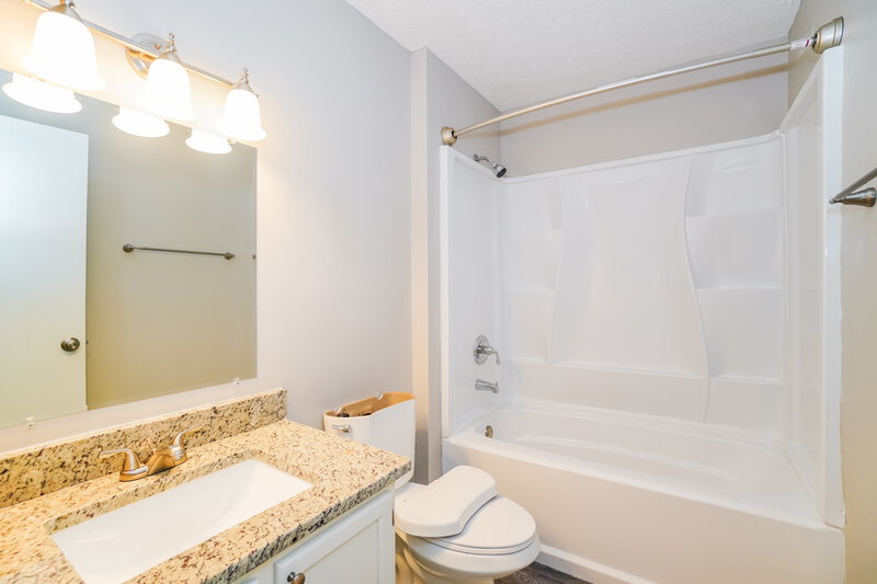2,530/Mo, 324 Harland Dr Columbus, OH 43207 Misc View 12