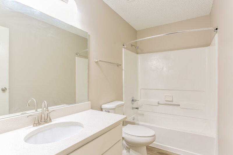 1,965/Mo, 3092 Hillrose Dr Hilliard, OH 43026 Bathroom View