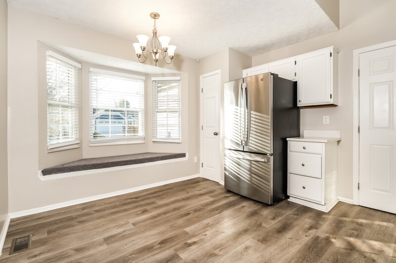 2,025/Mo, 1724 Gardenstone Dr Columbus, OH 43235 Dining Room View