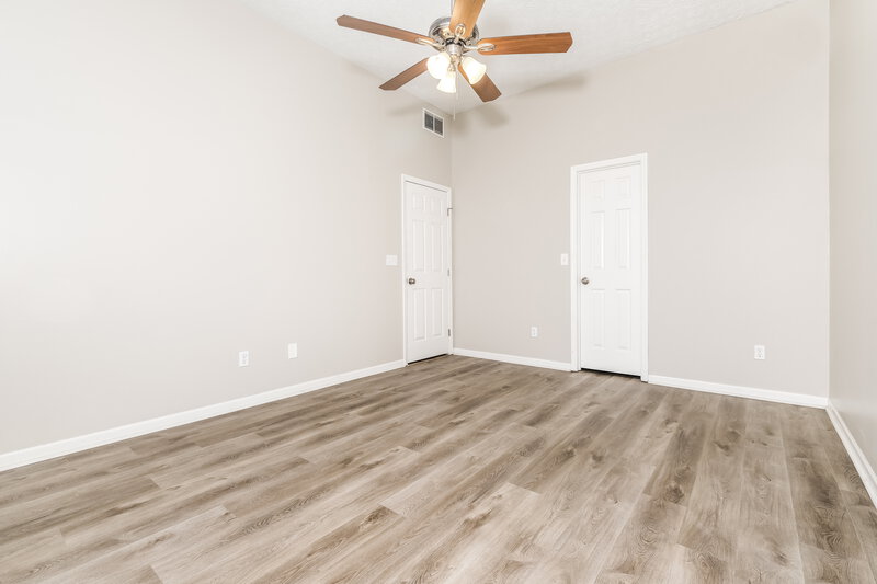 2,025/Mo, 1724 Gardenstone Dr Columbus, OH 43235 Main Bedroom View