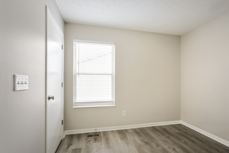 2,340/Mo, 5774 Oyster Bay Way Galloway, OH 43119 Bedroom View