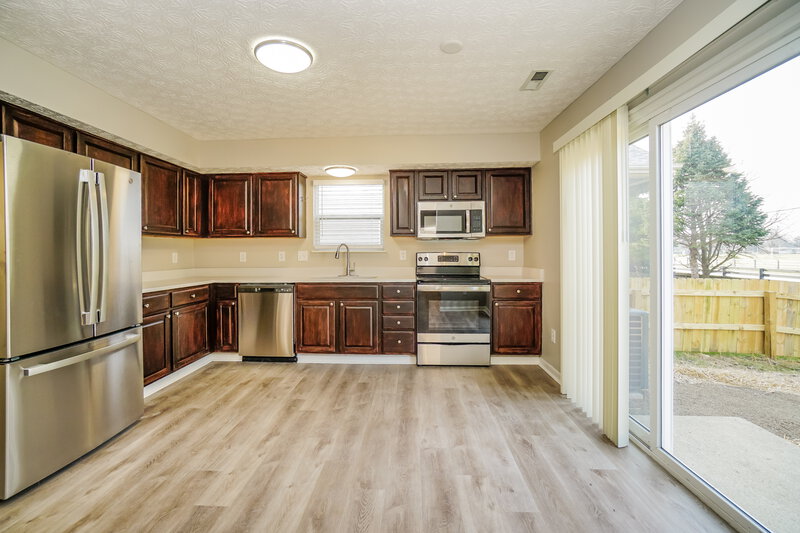 2,310/Mo, 1993 Friston Blvd Hilliard, OH 43026 Kitchen View