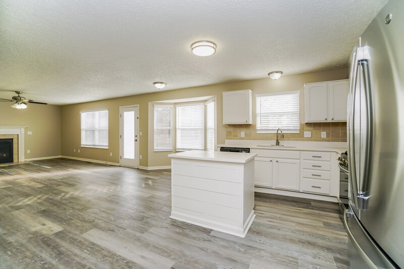 2,350/Mo, 2845 Morality Dr Columbus, OH 43231 Kitchen View