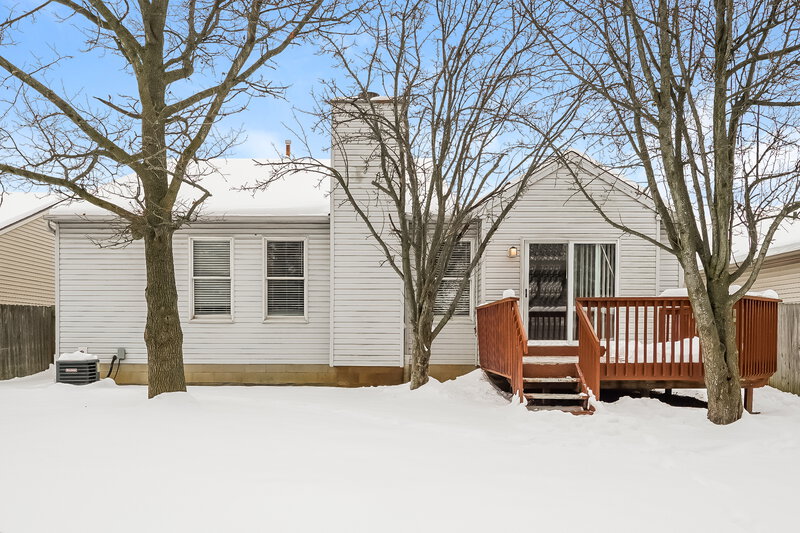 1,970/Mo, 5776 Chase Run Galloway, OH 43119 Rear View