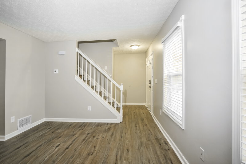 2,400/Mo, 2656 Willowgate Rd Grove City, OH 43123 Living Room View