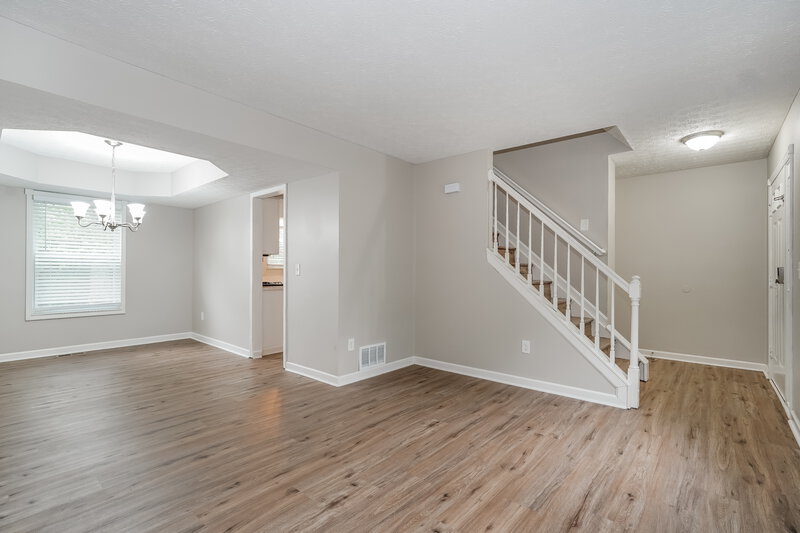 2,650/Mo, 2656 Willowgate Rd Grove City, OH 43123 Living Room View