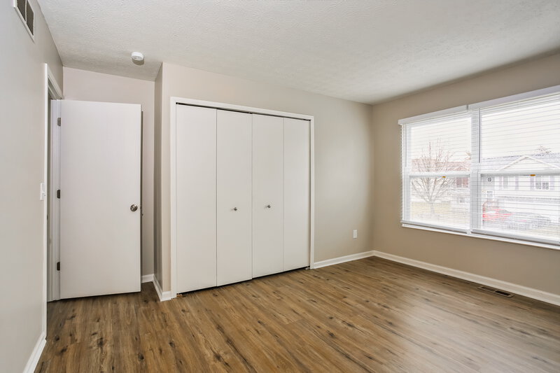 2,400/Mo, 2656 Willowgate Rd Grove City, OH 43123 Bedroom View 2