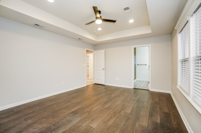 2,200/Mo, 331 Constance St Lockbourne, OH 43137 Main Bedroom View