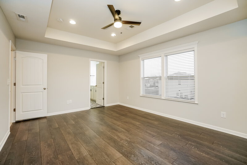 2,200/Mo, 331 Constance St Lockbourne, OH 43137 Main Bedroom View 2