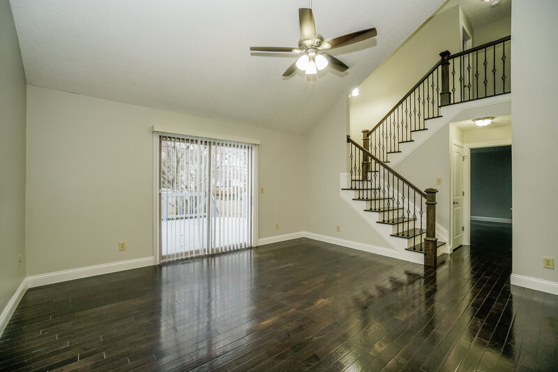 2,435/Mo, 2131 Juneau Way Grove City, OH 43123 Living Room View