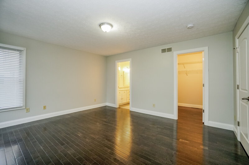2,435/Mo, 2131 Juneau Way Grove City, OH 43123 Main Bedroom View 2