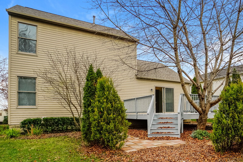 2,435/Mo, 2131 Juneau Way Grove City, OH 43123 Rear View