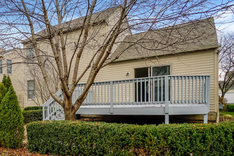 2,435/Mo, 2131 Juneau Way Grove City, OH 43123 Rear View 2