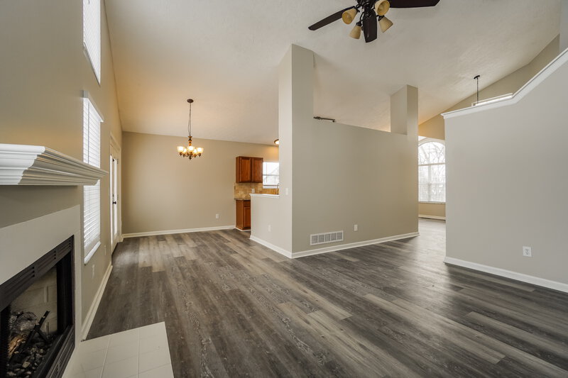 2,650/Mo, 742 Bouvier Ct Reynoldsburg, OH 43068 Living Room View