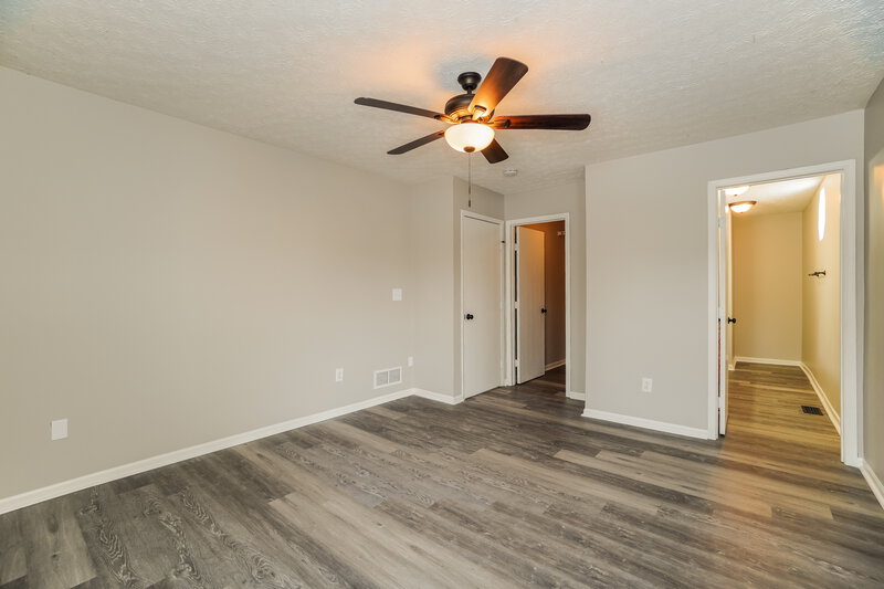 2,650/Mo, 742 Bouvier Ct Reynoldsburg, OH 43068 Main Bedroom View