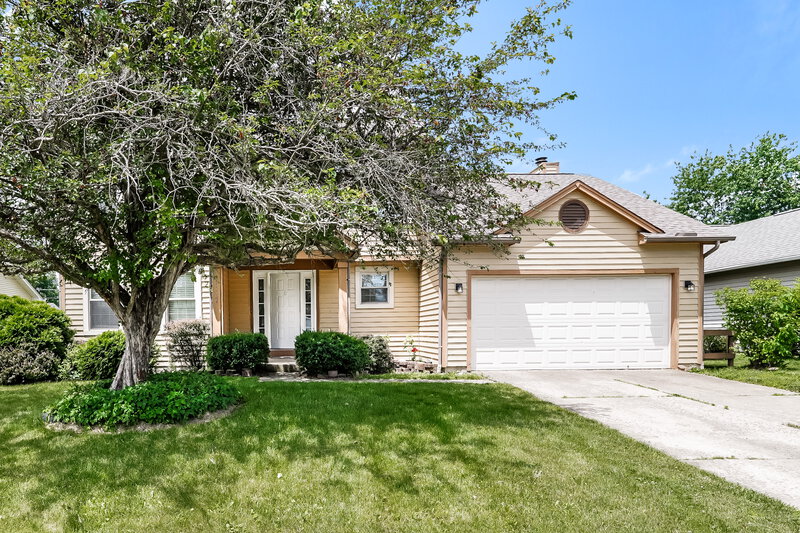 2,645/Mo, 1127 Crestview St Reynoldsburg, OH 43068 External View