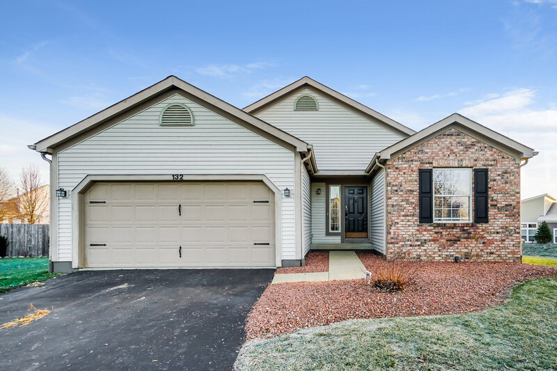 2,005/Mo, 132 Garden Ct Delaware, OH 43015 External View
