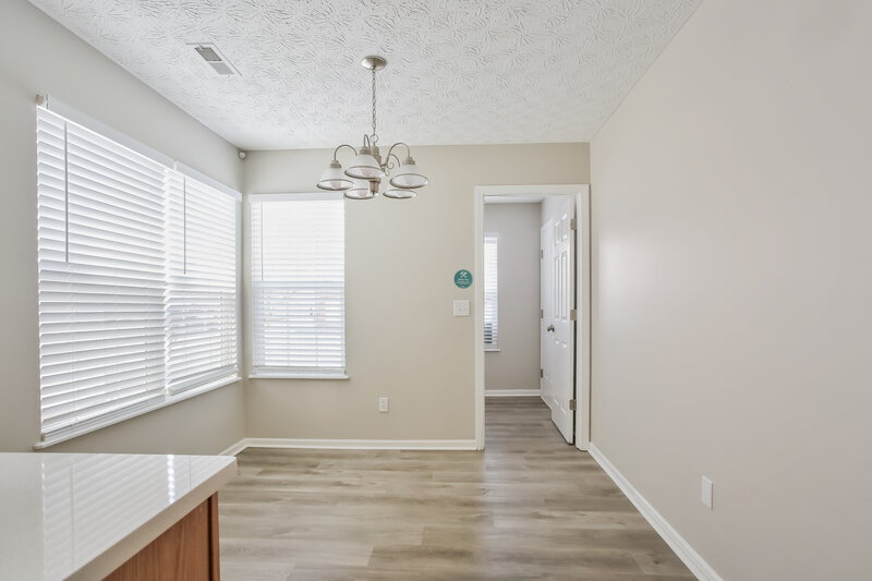 2,010/Mo, 5789 Lonerise Ln Hilliard, OH 43026 Dining Room View