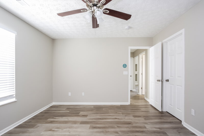 2,010/Mo, 5789 Lonerise Ln Hilliard, OH 43026 Main Bedroom View 2