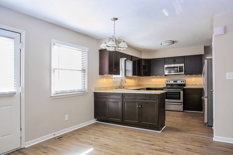 2,815/Mo, 6198 Winnebago St Grove City, OH 43123 Breakfast Nook View