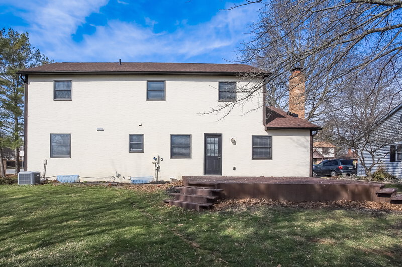 2,815/Mo, 6198 Winnebago St Grove City, OH 43123 Rear View