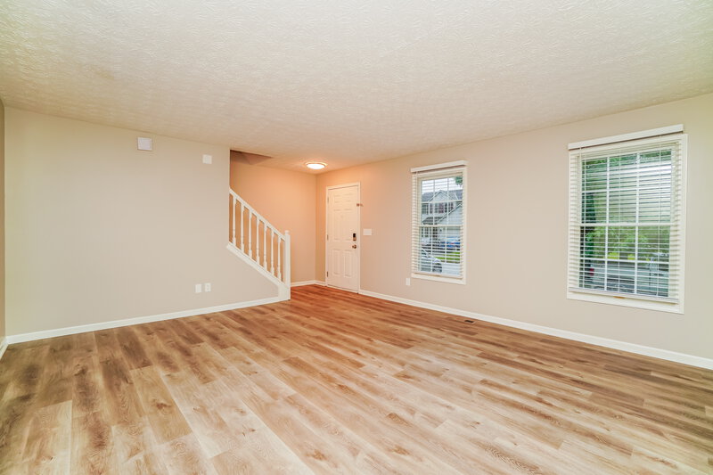 1,955/Mo, 8450 Amarillo Dr Blacklick, OH 43004 Living Room View