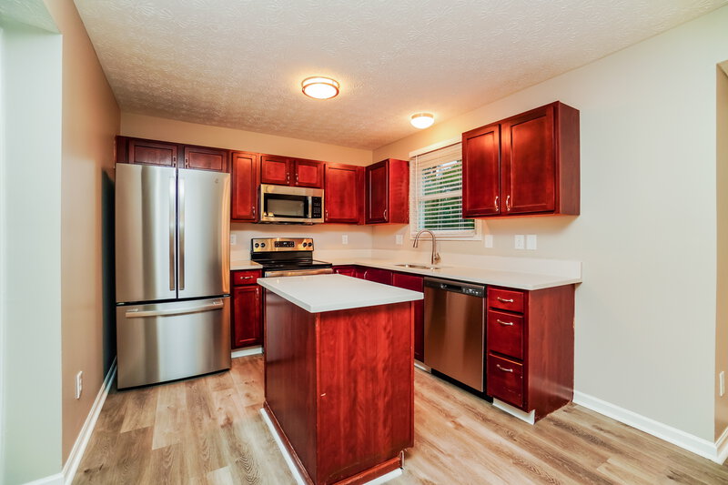 1,955/Mo, 8450 Amarillo Dr Blacklick, OH 43004 Kitchen View