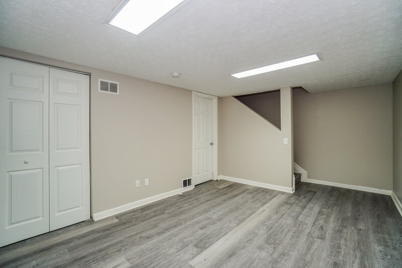 1,995/Mo, 8525 Olenbrook Dr Lewis Center, OH 43035 Family Room View