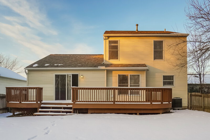 1,995/Mo, 8525 Olenbrook Dr Lewis Center, OH 43035 Rear View