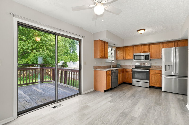 2,205/Mo, 2719 Raphael Dr Columbus, OH 43232 Dining Room View