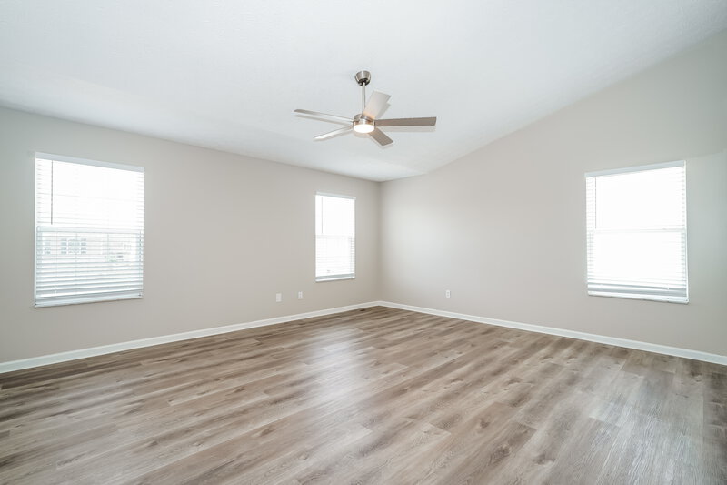 2,740/Mo, 5718 Cruiser Ave Groveport, OH 43125 Main Bedroom View