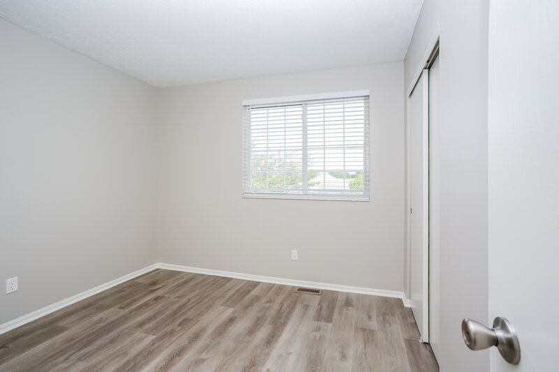 1,890/Mo, 1512 Berkhard Dr Columbus, OH 43223 Bedroom View