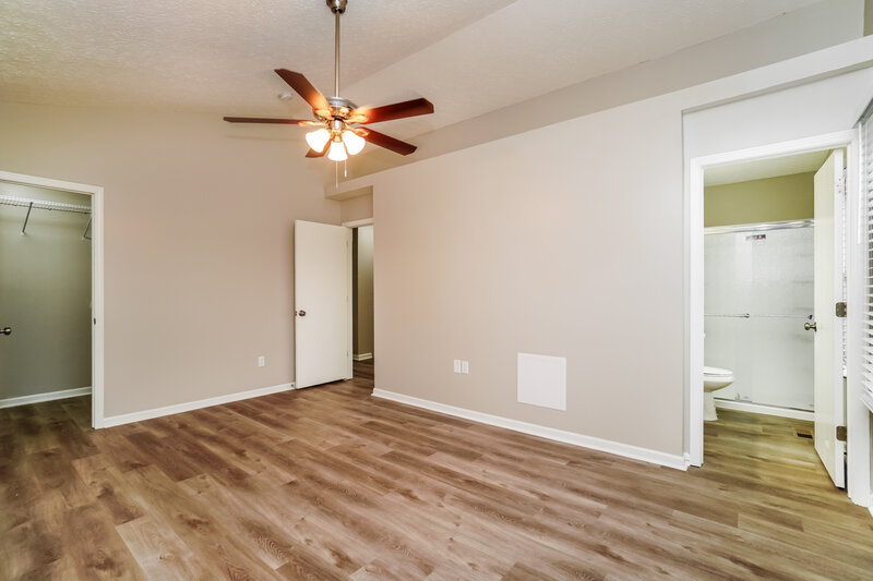 2,085/Mo, 5353 Rifle Dr Canal Winchester, OH 43110 Main Bedroom View