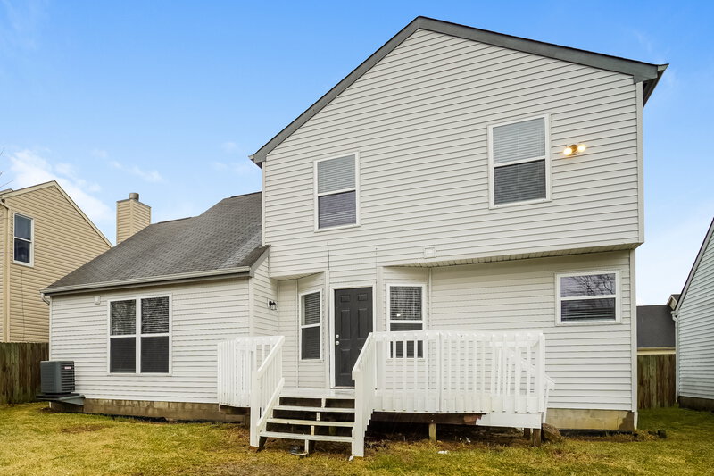 2,085/Mo, 5353 Rifle Dr Canal Winchester, OH 43110 Rear View
