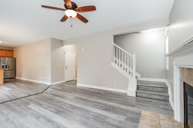 2,875/Mo, 1132 Sandbar Dr Blacklick, OH 43004 Family Room View 3