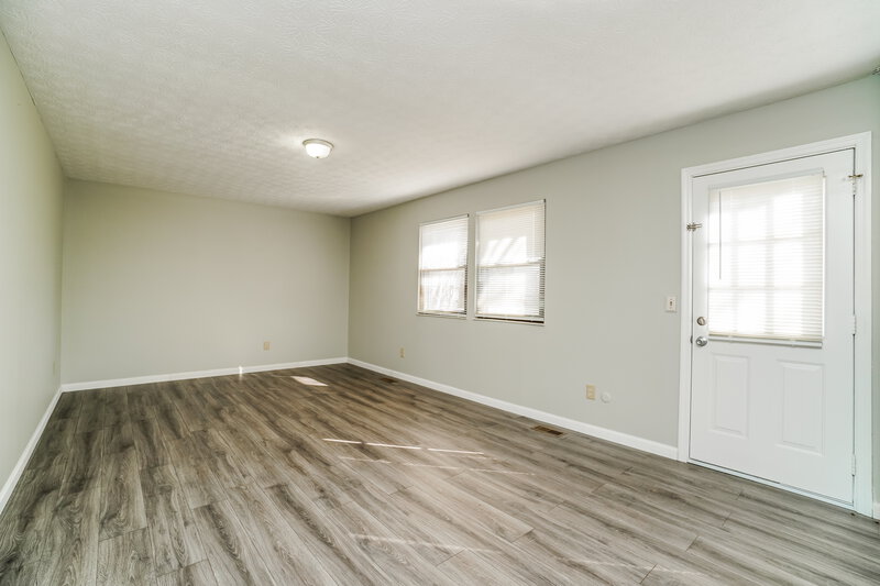 2,170/Mo, 872 Quitman Dr E Gahanna, OH 43230 Family Room View