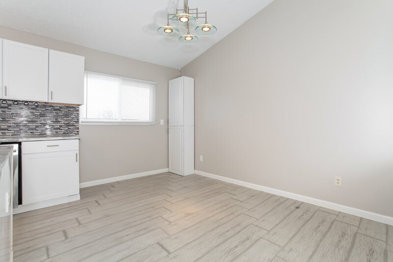 3,270/Mo, 313 Effington Ln Columbus, OH 43207 Dining Room View