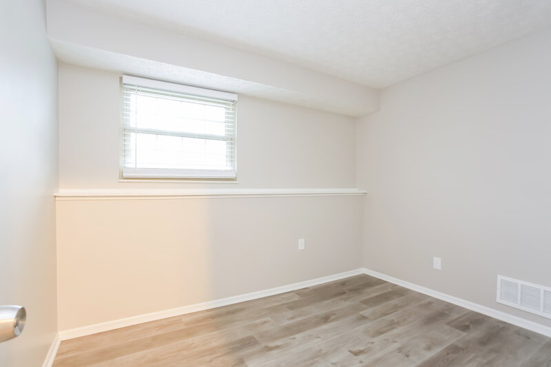 2,650/Mo, 3726 Mountshannon Columbus, OH 43221 Misc View 10