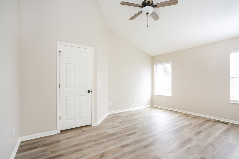 2,555/Mo, 353 Flat River St Pickerington, OH 43147 Main Bedroom View
