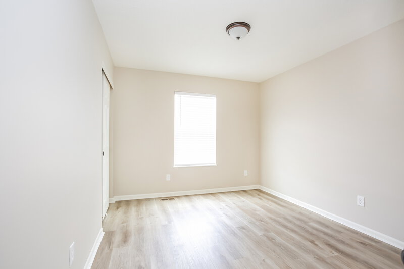 2,555/Mo, 353 Flat River St Pickerington, OH 43147 Bedroom View 3