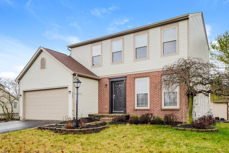 2,235/Mo, 200 Tar Heel Dr Delaware, OH 43015 Front View