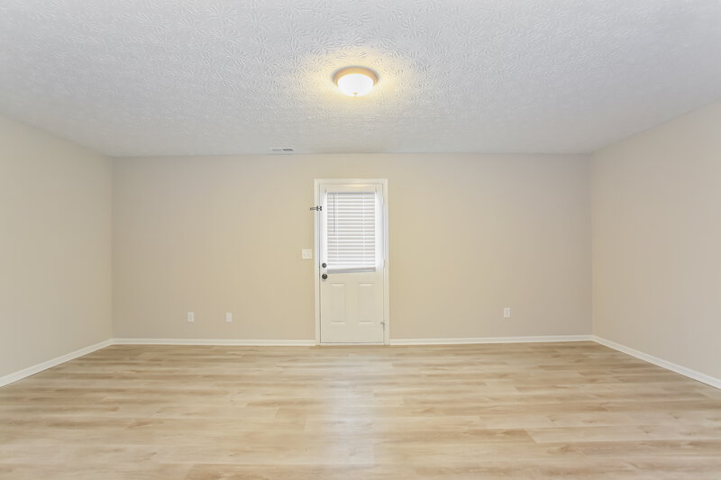 1,890/Mo, 4197 Nipigon Dr Columbus, OH 43207 Family Room View