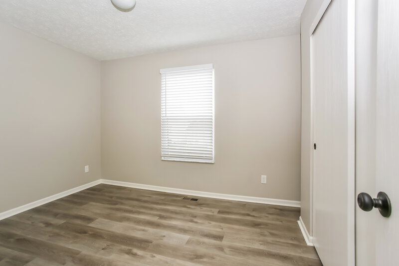 1,890/Mo, 4197 Nipigon Dr Columbus, OH 43207 Bedroom View