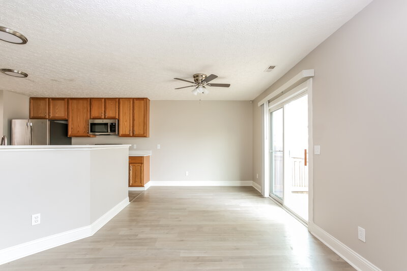 2,355/Mo, 6245 Jolliff St Galloway, OH 43119 Dining Room View