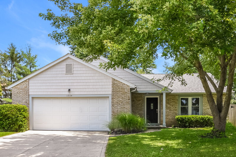 2,320/Mo, 1204 Daylight Dr Reynoldsburg, OH 43068 External View