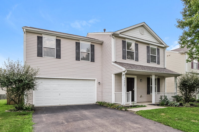 2,100/Mo, 7495 Canal Highlands Blvd Canal Winchester, OH 43110 Front View