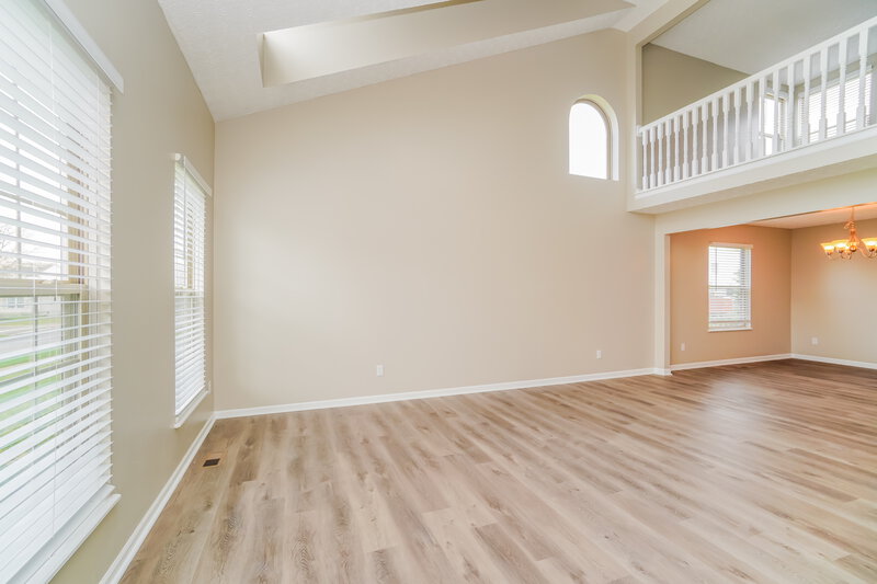 2,230/Mo, 7614 Blacklick Ridge Blvd Blacklick, OH 43004 Living Room View 2