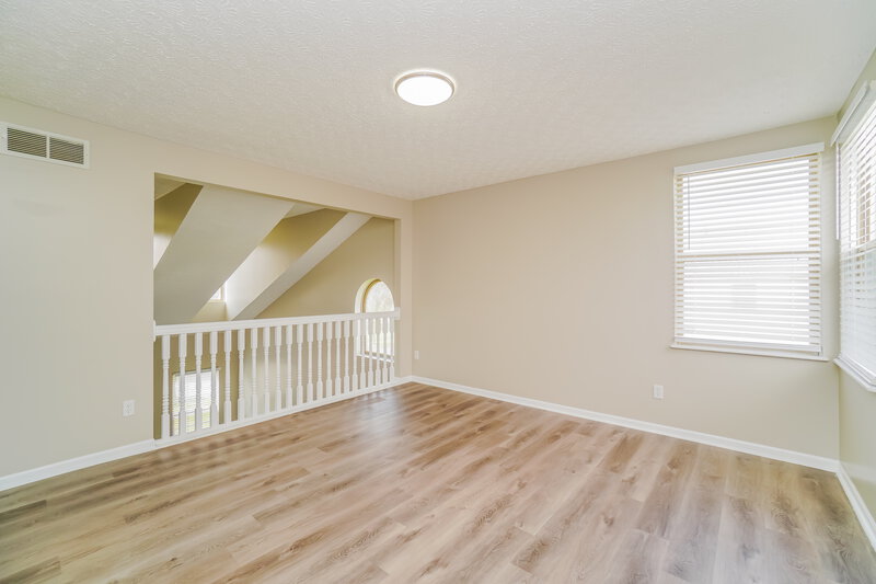 2,230/Mo, 7614 Blacklick Ridge Blvd Blacklick, OH 43004 Loft View